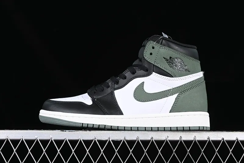 All categories Air Jordan Jordan series basketball shoes Air Jordan 1 High Air Jordan 1 Retro High "Clay Green" AJ1 Joe 1 six-time champion high-top basketball shoes 555088-135